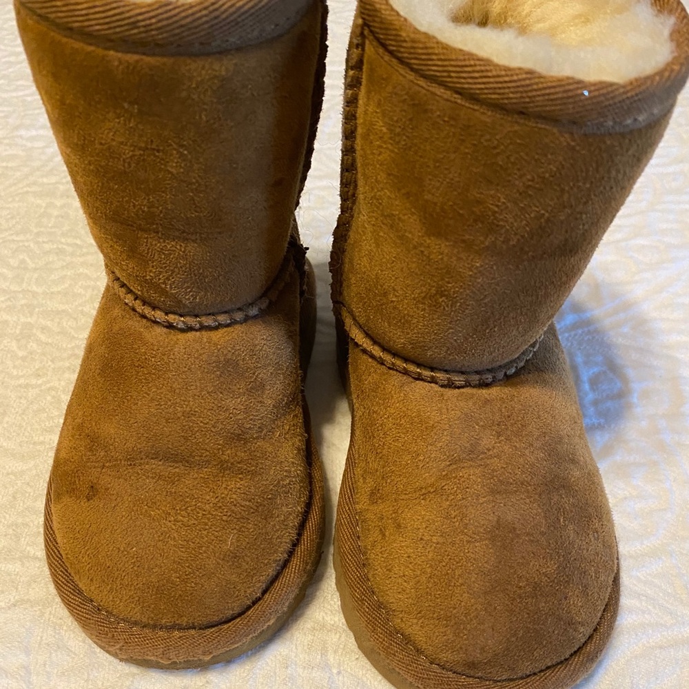 UGG Toddler Boots 7